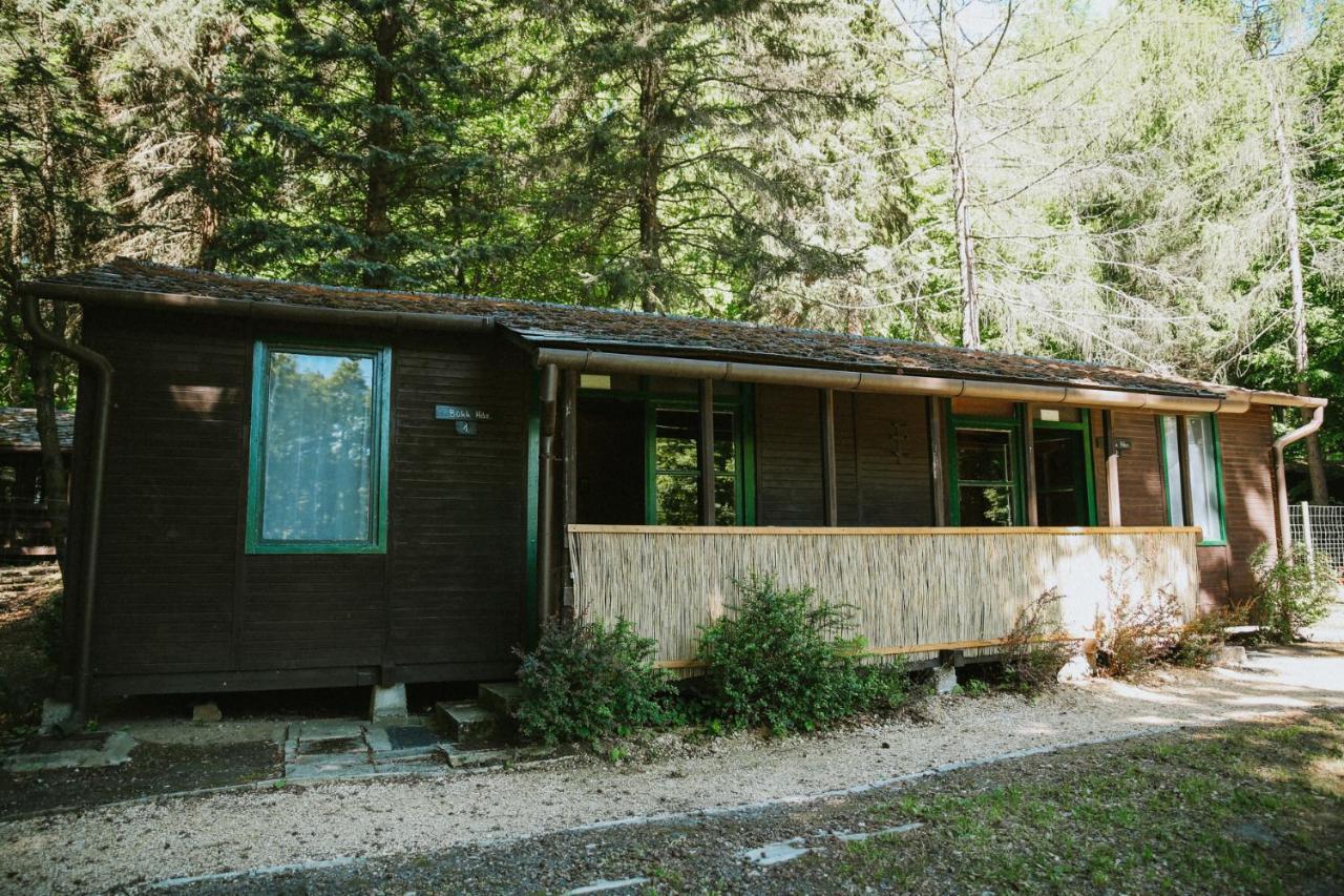 Deja Vu Szallas & Rendezveny Zirc Exterior photo